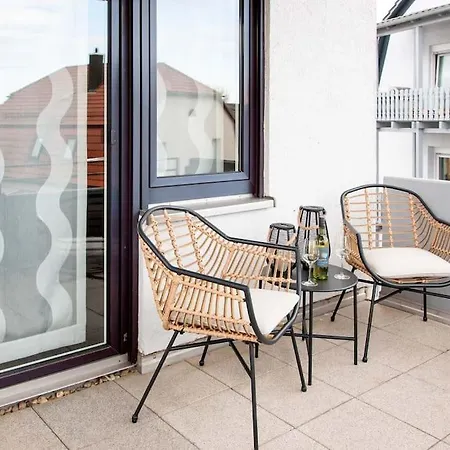 Schoene 2-zimmerwhg 2-4 Personen, Gut Angebunden 바덴바덴